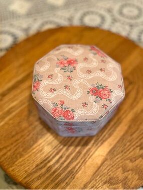 Vintage Jewelry Box